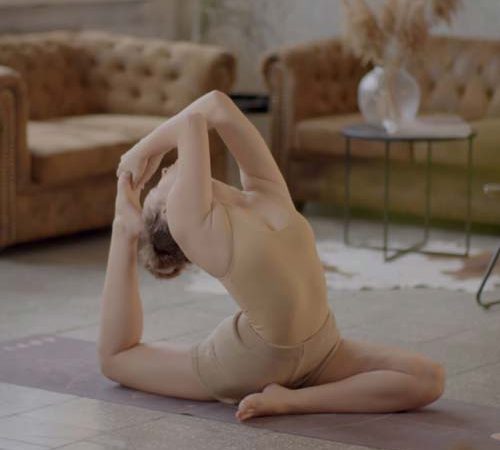 way_onlineakademie_yogatrainerin200h_courselist_onlinekurse